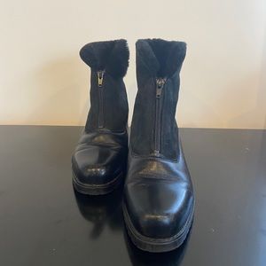 Warm designer winter booties! Size 7.5